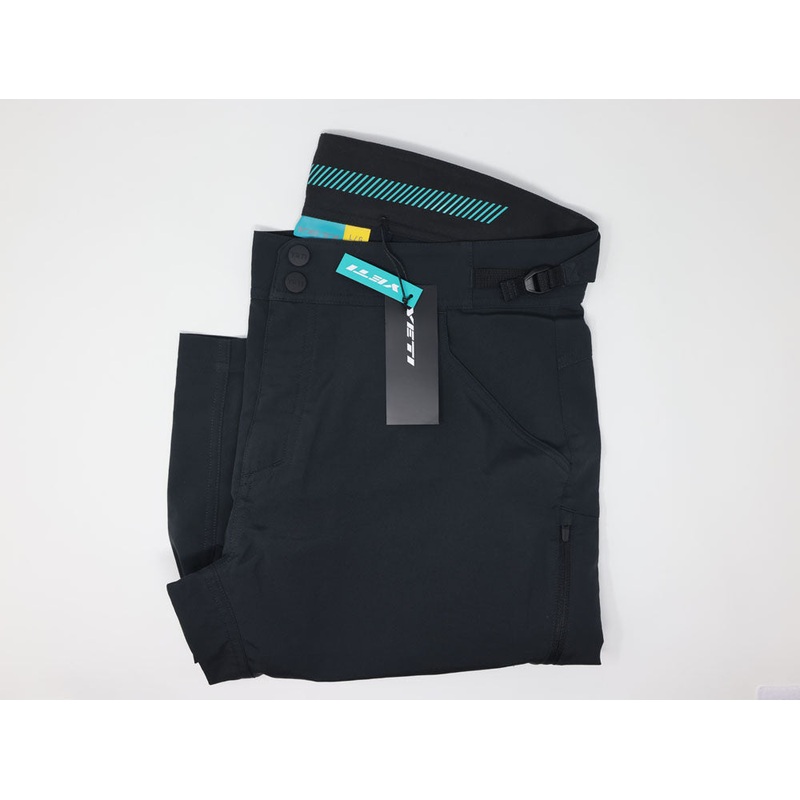 YETI FREELAND SHORT BLACK – LG