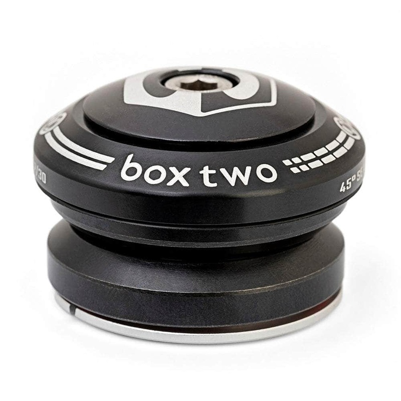 Box Two Integrated 1 1/8″ Headset Black