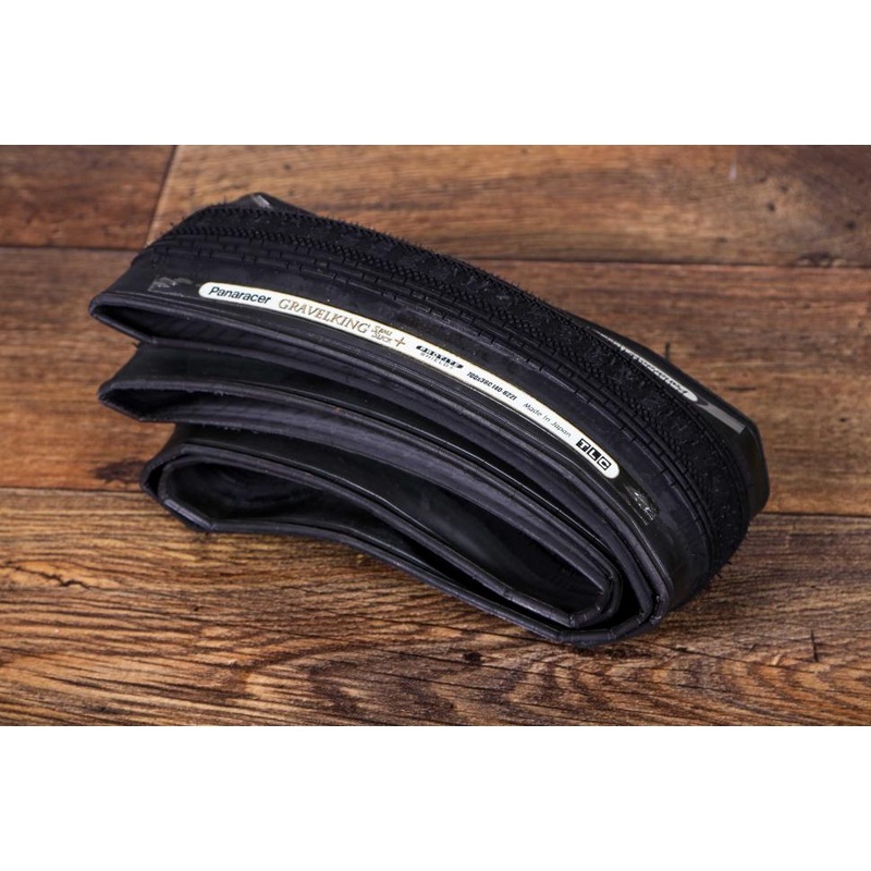 Panaracer Gravel King+ Slick 700×26 Tubeless TPI 95 Black/Brn Reflective Road RF726-GK-P-D