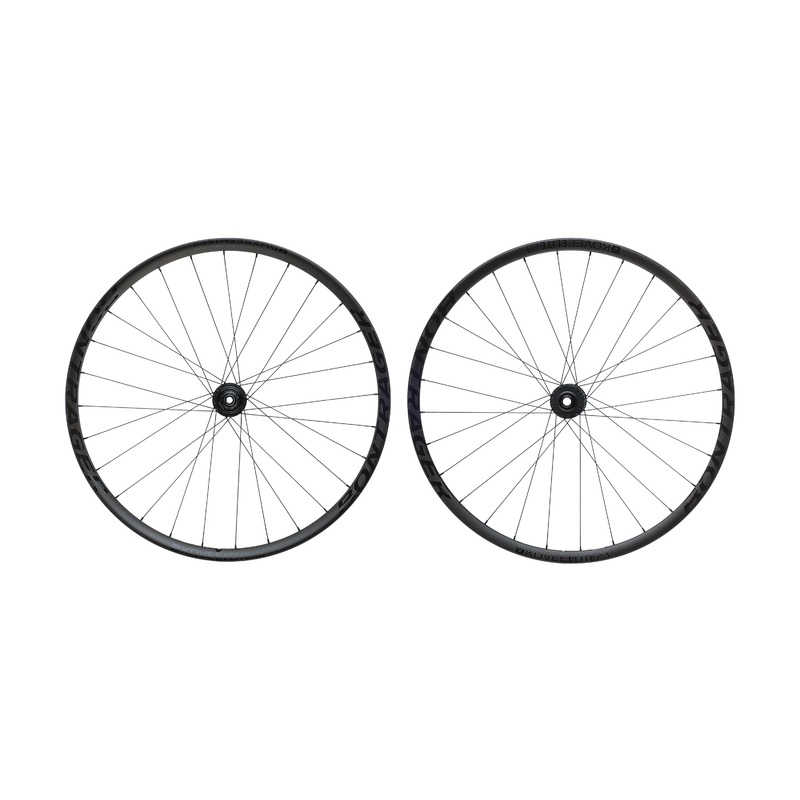 Bontrager Kovee Elite 23 Carbon Tubeless 29″ Wheelset