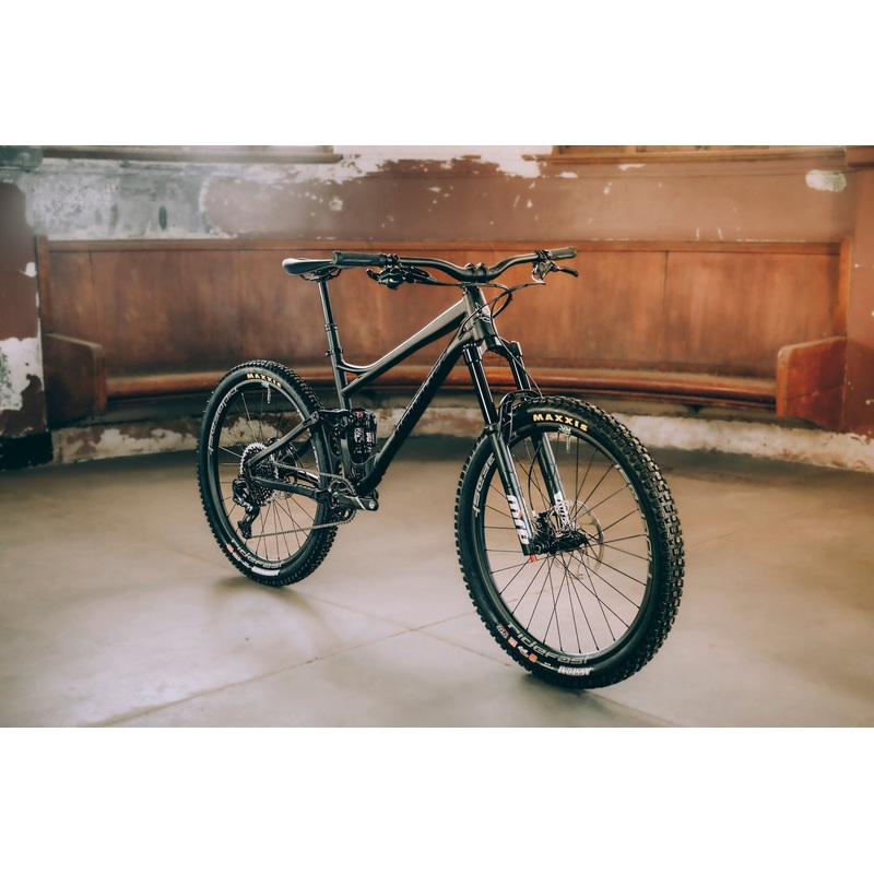 Banshee Spitfire V3.2 Frameset, No Shock