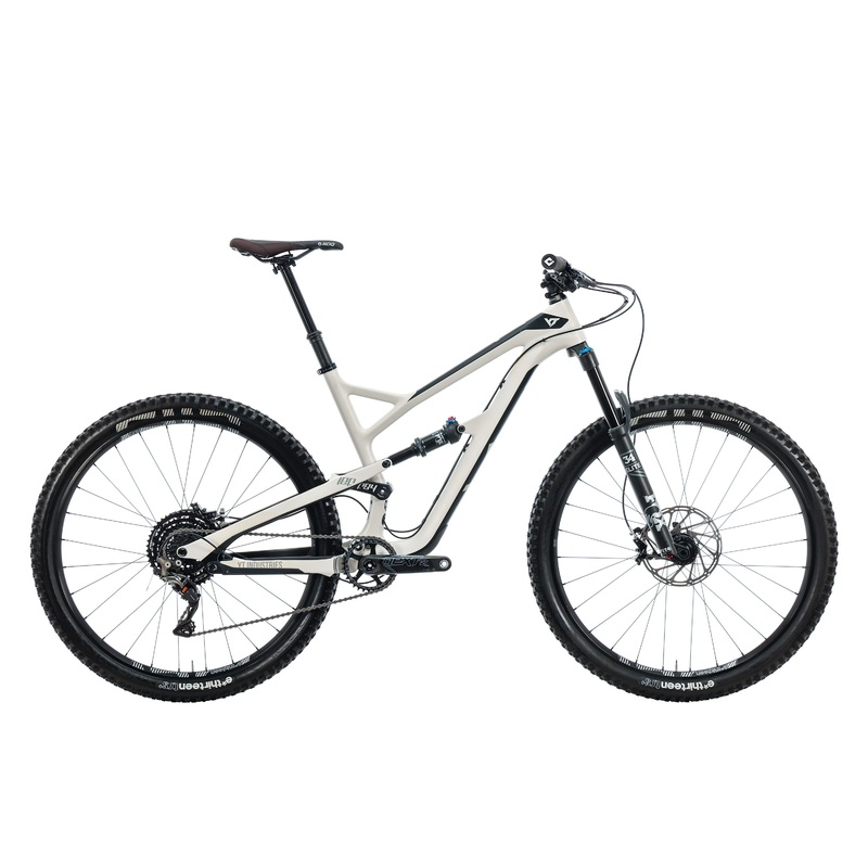 YT Jeffsy 29 CF Pro Mountain Bike – 2018, Large