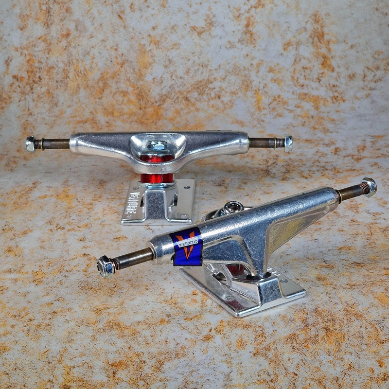 Venture V Light Low Skateboard Trucks Polished Pair